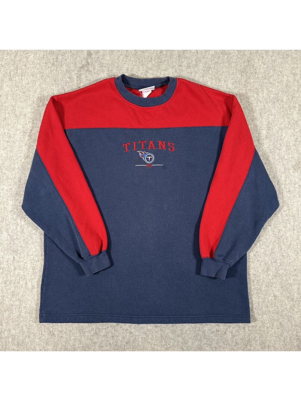Vintage Tennessee Titans Sweatshirt Mens XL Blue Red NFL Football (Stains)